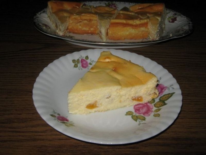 Serniczek z brzoskwiniami