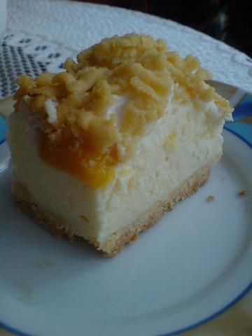 Serniczek z brzoskwiniami