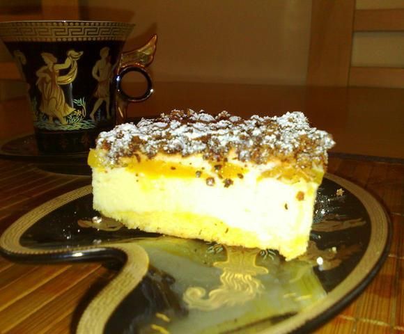 Serniczek z brzoskwiniami