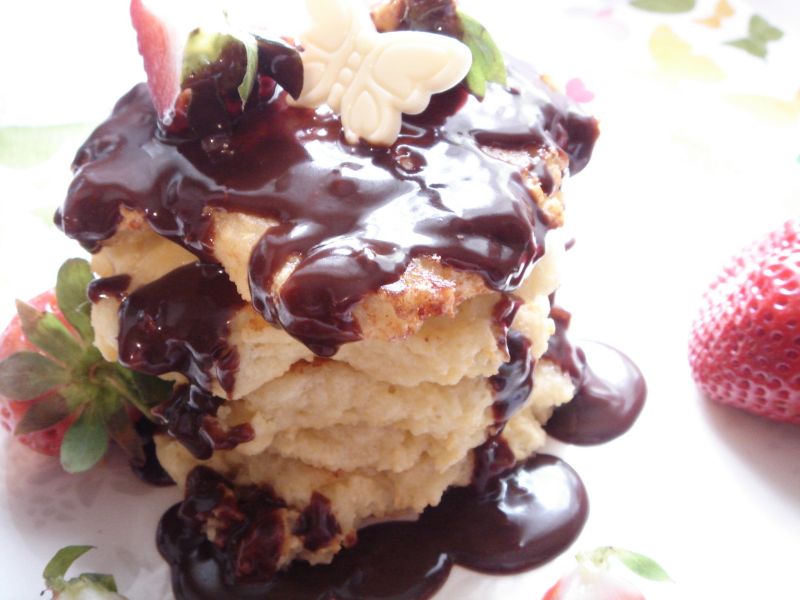 Serniczki z patelni z polewą czekoladową