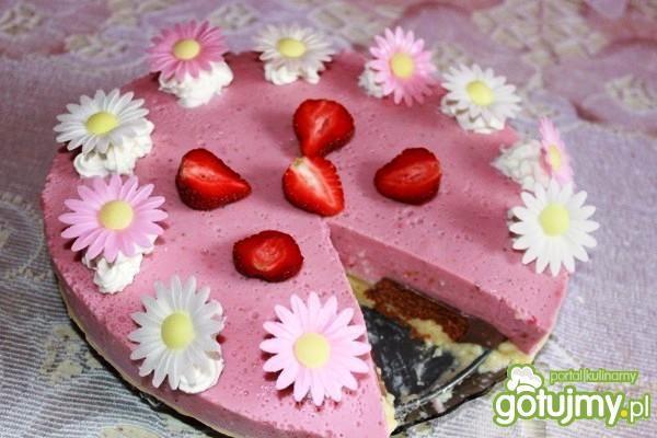 Sernik brzoskwiniowo - truskawkowy