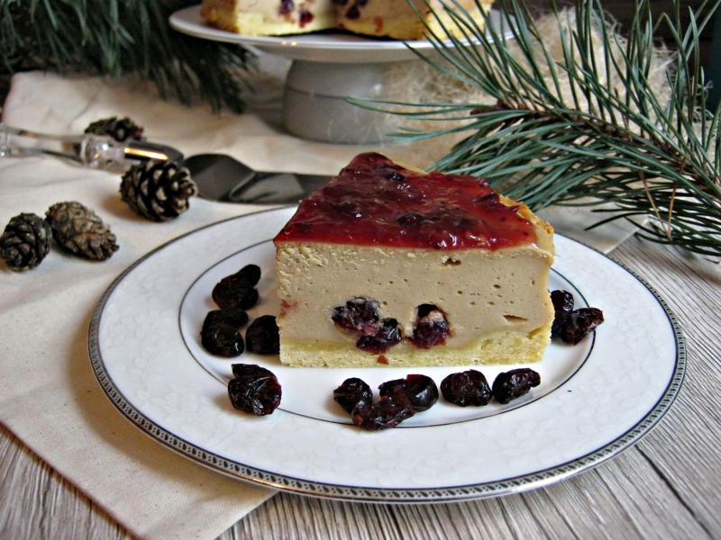 Sernik cappuccino z żurawiną