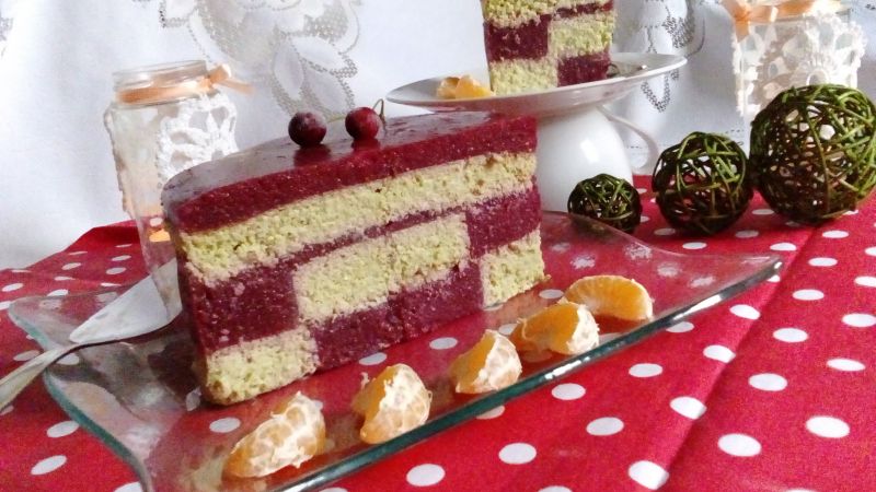 Sernik cappucino z musem wiśniowym Sernik cappucino z musem wiśniowym