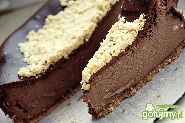 Sernik czekoladowy ze złotymi Oreo