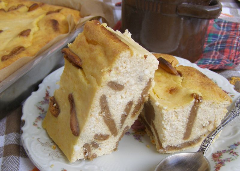 Sernik dyniowo-korzenny Sernik dyniowo-korzenny