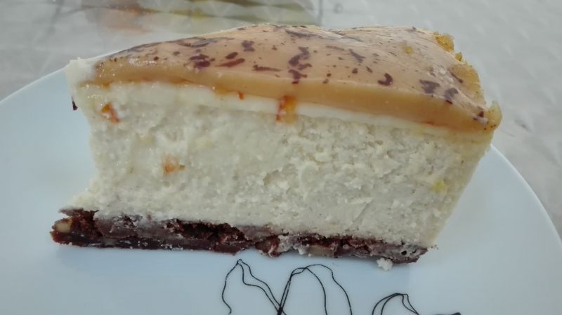 Sernik dyniowy z pomarańczowo - karmelową glazurą Sernik dyniowy z pomarańczowo - karmelową glazurą