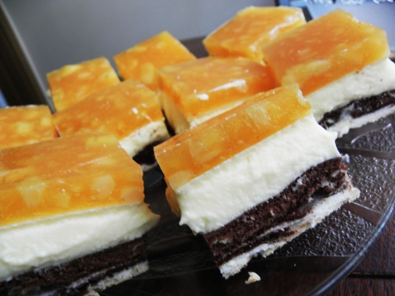 Sernik gotowany,brzoskwiniowy