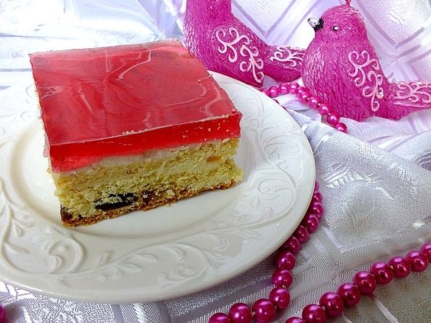 Sernik gotowany przełożony kruchym ciastem Sernik gotowany przełożony kruchym ciastem