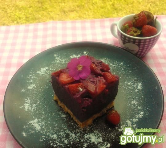 Sernik gotowany z borówkami