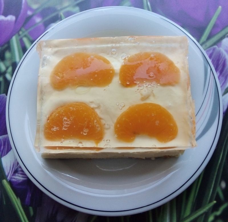Sernik gotowany z mandarynkami i galaretką  Sernik gotowany z mandarynkami i galaretką