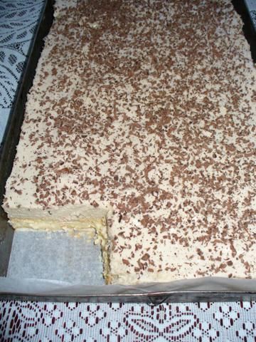 Sernik gotowany z pianką cappucino.