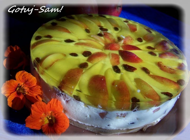 Sernik gruszkowo-brzoskwiniowy