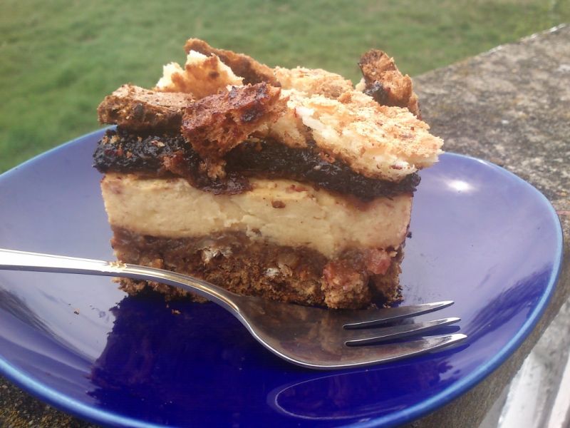 Sernik Kakabako - karmel-kawa-banan-kokos Sernik Kakabako - karmel-kawa-banan-kokos