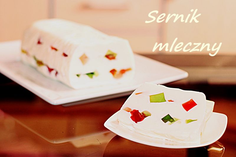 Sernik mleczny z kolorową galaretką Sernik mleczny z kolorową galaretką