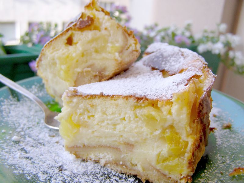 Sernik na biszkoptach z ananasem pieczony Sernik na biszkoptach z ananasem pieczony