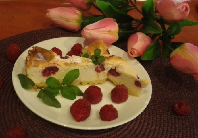 Sernik na cieście z malinkami   Sernik na cieście z malinkami