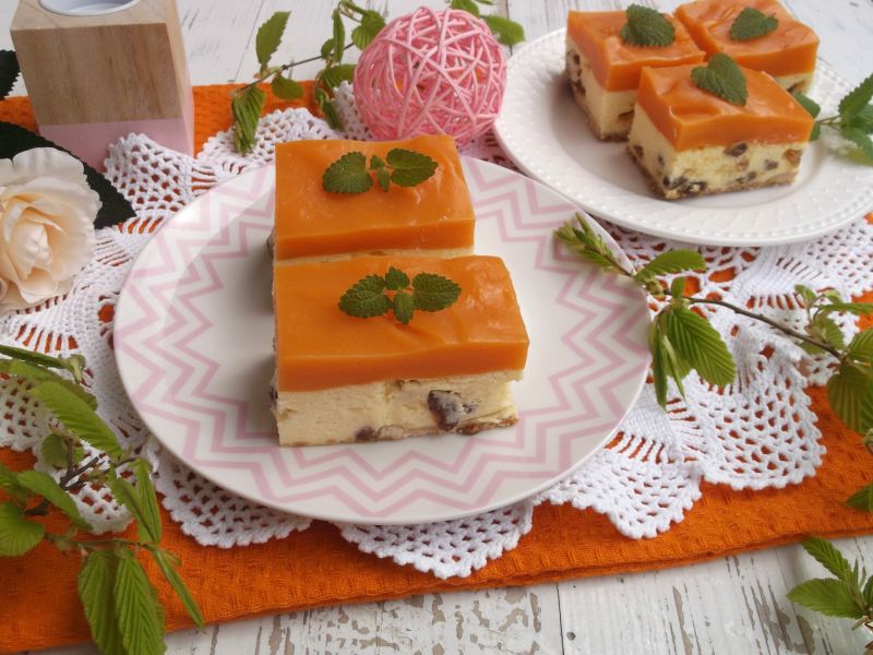 Sernik na herbatnikach z sokiem owocowym  Sernik na herbatnikach z sokiem owocowym