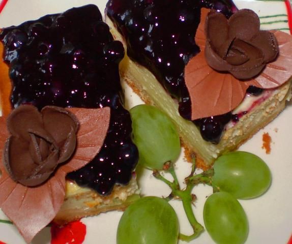 Sernik na kruchym cieście z jagodami: