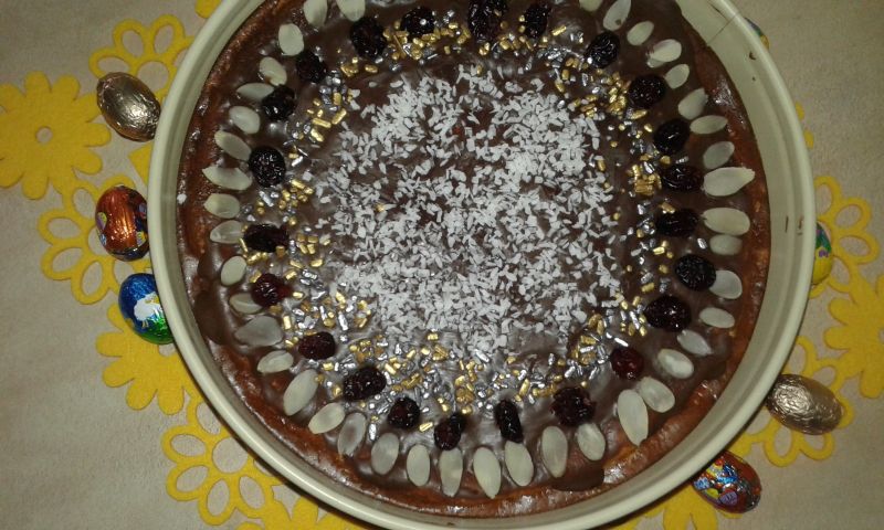 Sernik na spodzie z ciasteczek amaretto