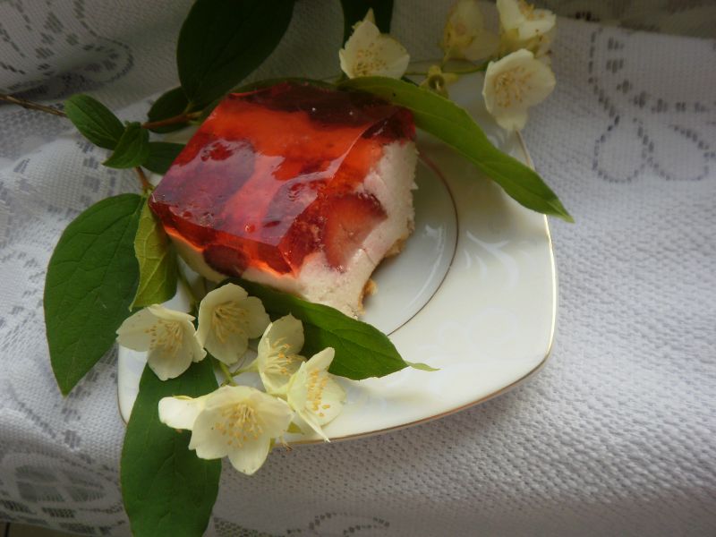 Sernik na zimno bez pieczenia