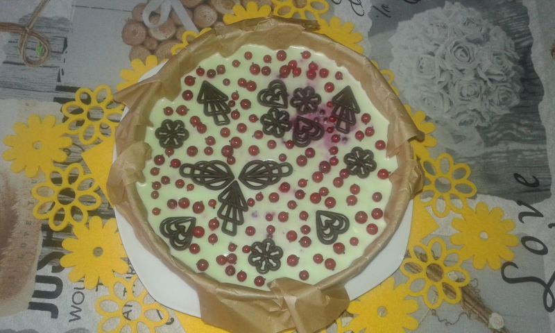 Sernik na zimno jagodowo - przeczkowy