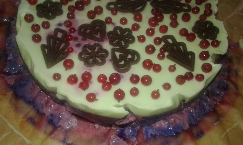 Sernik na zimno jagodowo - przeczkowy