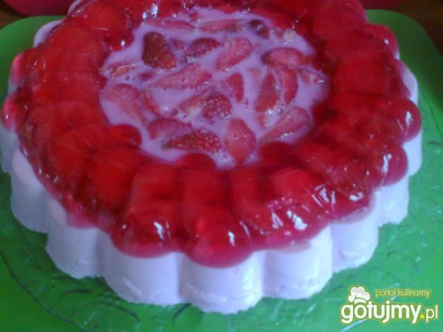 Sernik na zimno, podwójnie truskawkowy