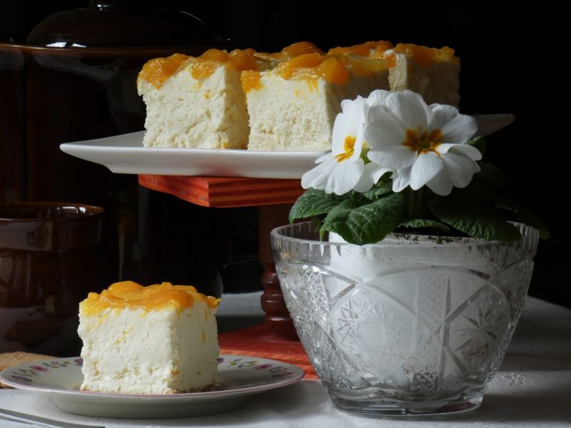 Sernik na zimno z białą czekoladą 