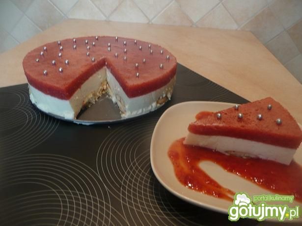 Sernik na zimno z musem truskawkowym Sernik na zimno z musem truskawkowym
