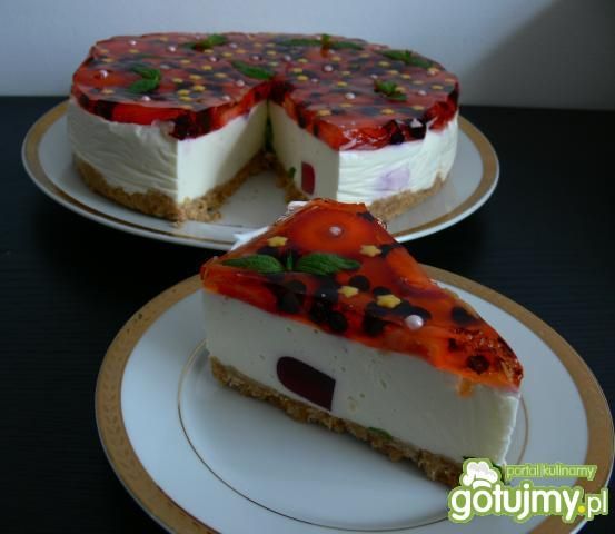 Sernik na zimno z niespodzianką