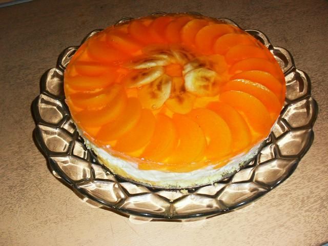 Sernik na zimno z owocami