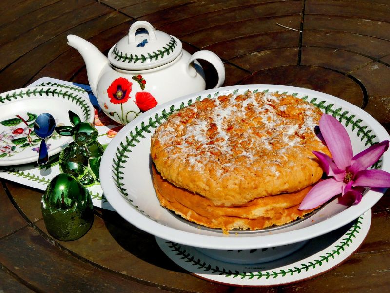 Sernik pod tartą pierzynką