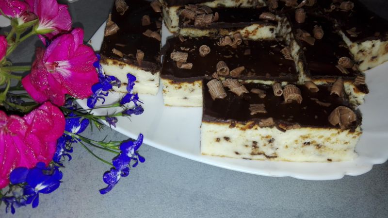 Sernik straciatella Sernik straciatella