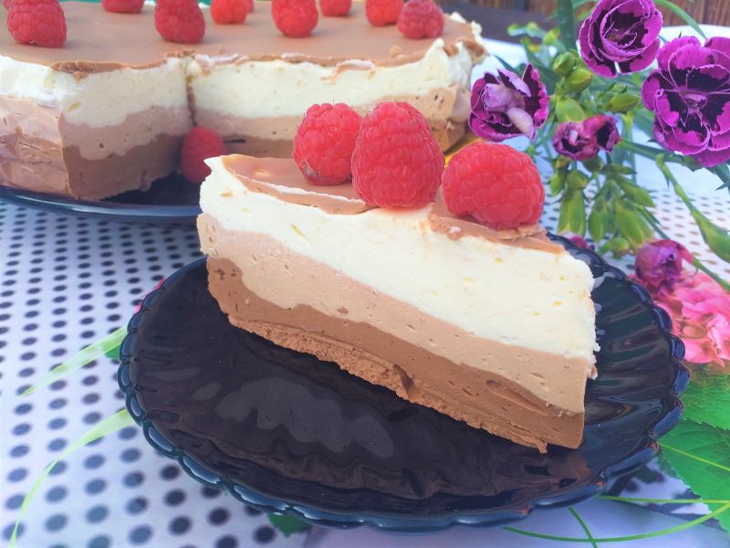 Sernik "trzy czekolady" Sernik "trzy czekolady"