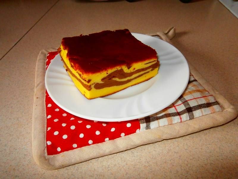 Sernik w paski waniliowo-czekoladowy