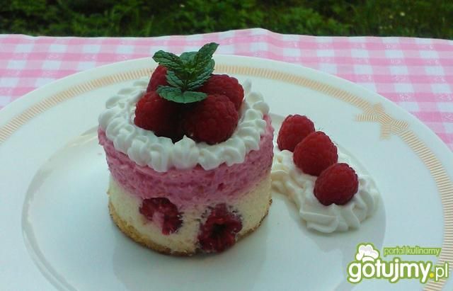 Sernik waniliowo-malinowy Sernik waniliowo-malinowy