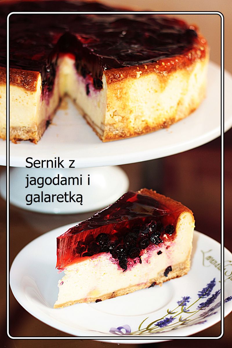 Sernik waniliowy z jagodami i galaretką Sernik waniliowy z jagodami i galaretką
