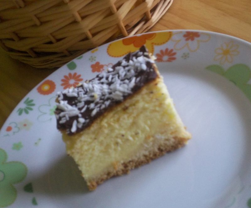 Sernik waniliowy z polewą czekoladową
