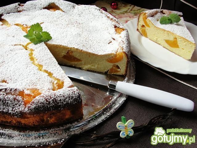 Sernik wiedeński z brzoskwiniami  Sernik wiedeński z brzoskwiniami