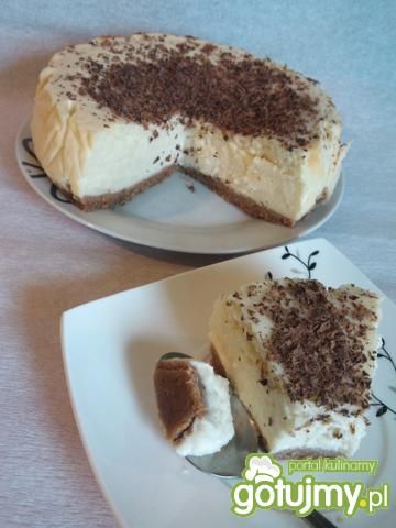 Sernik z ajerkoniakiem Sernik z ajerkoniakiem