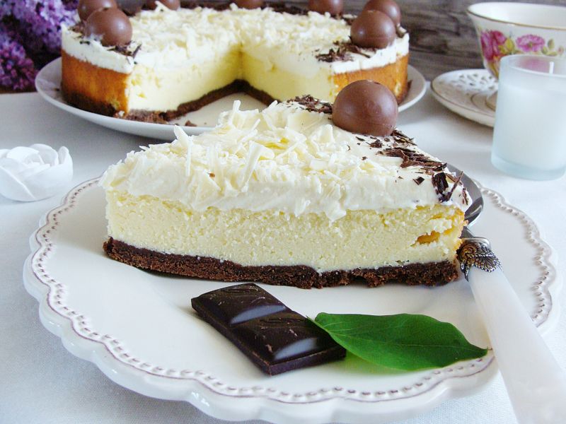 Sernik z białą czekoladą 