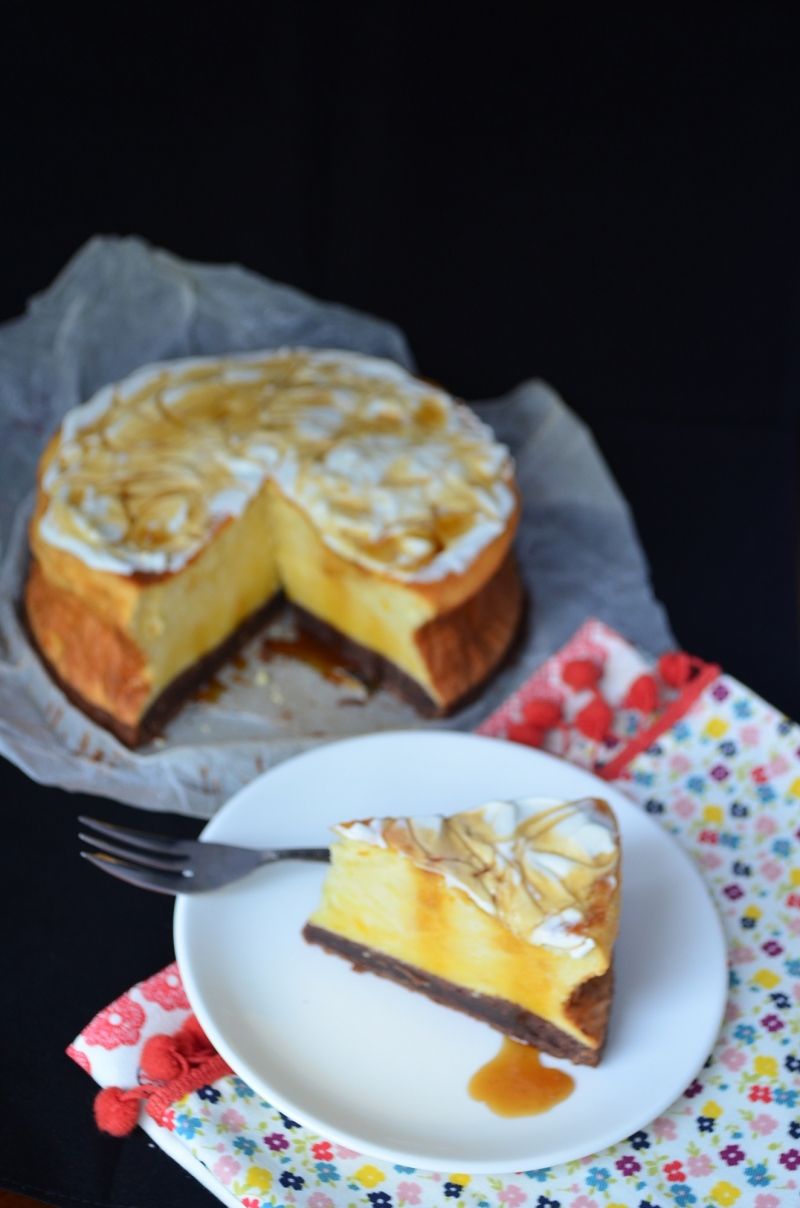 Sernik z dynią i sosem toffi Sernik z dynią i sosem toffi