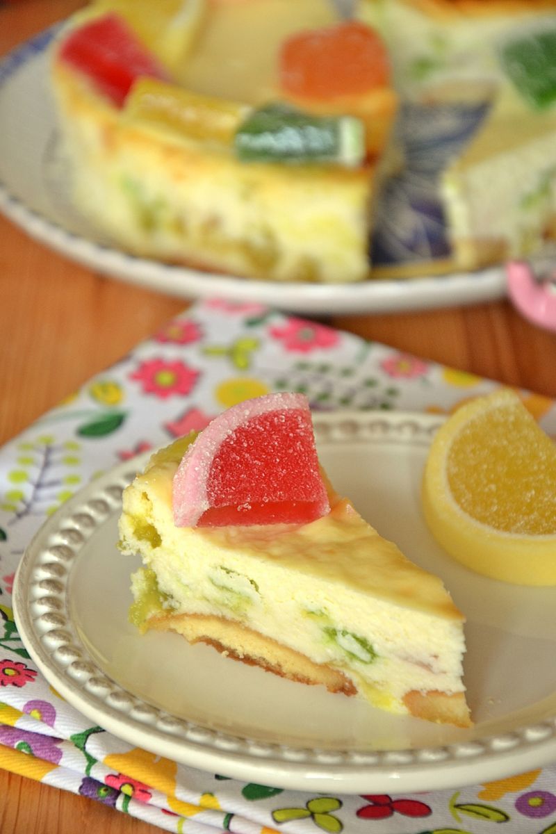 Sernik z galaretkami