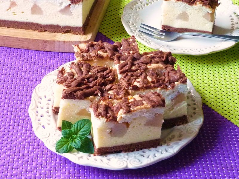 Sernik z gruszkami Sernik z gruszkami