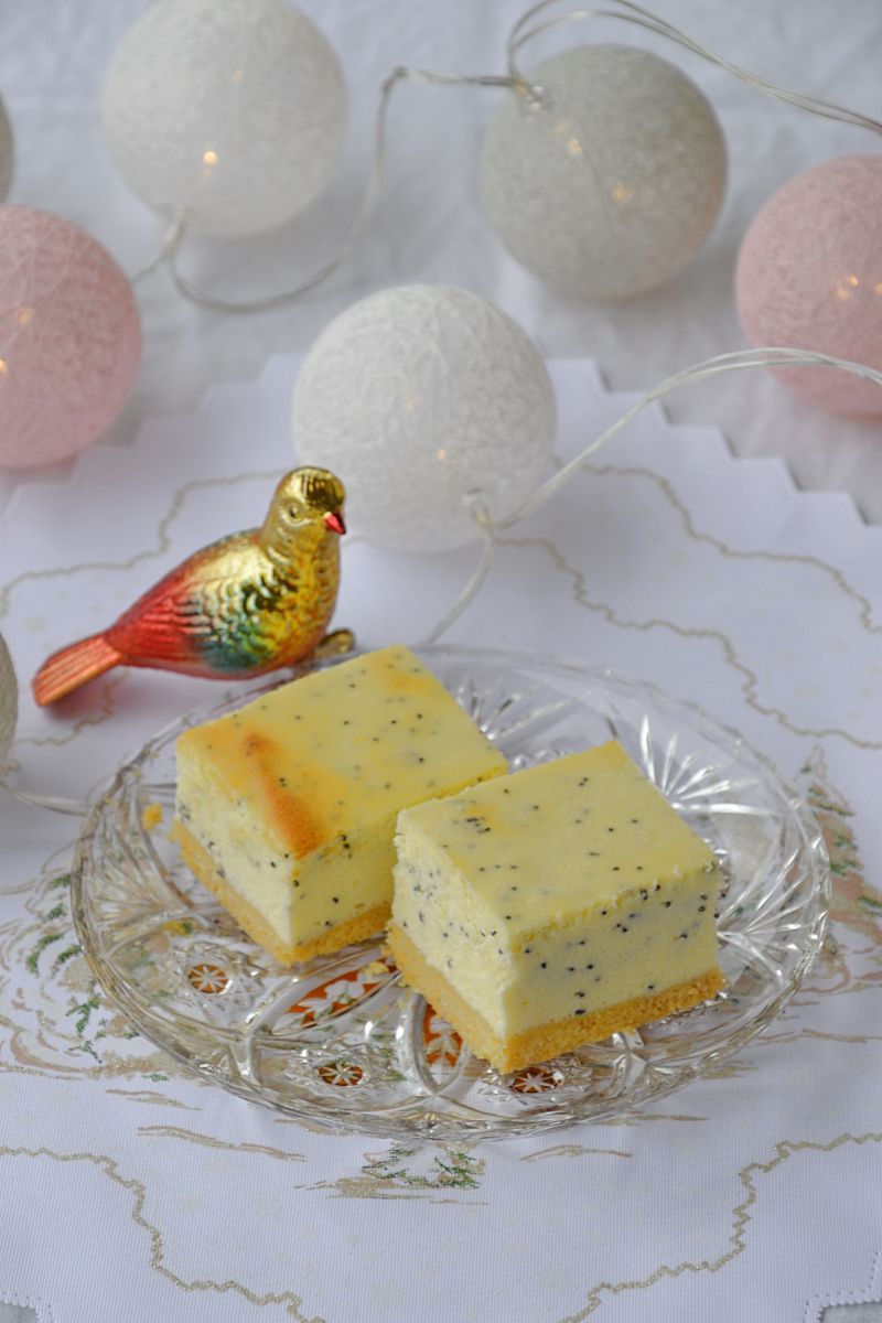 Sernik z makiem Sernik z makiem