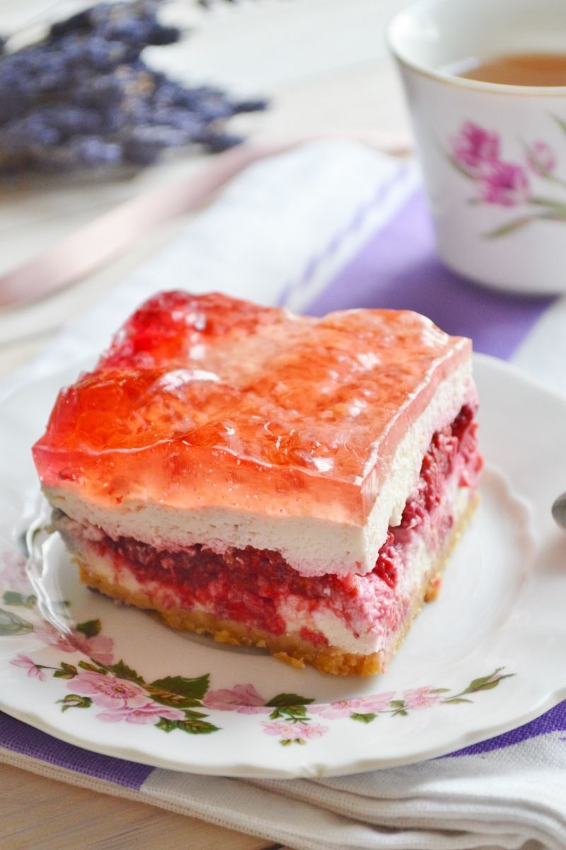 Sernik z malinami na zimno Sernik z malinami na zimno