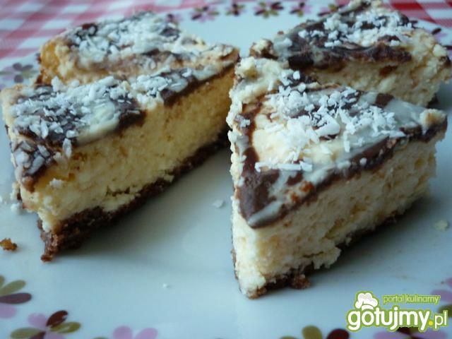 Sernik z masą krówkową