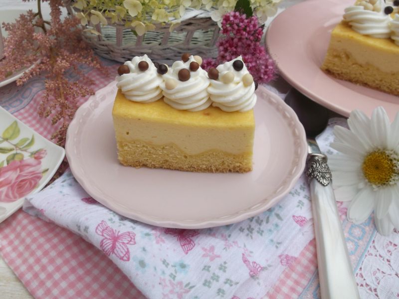 Sernik z mlekiem w proszku na kruchym cieście  Sernik z mlekiem w proszku na kruchym cieście