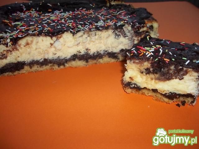 Sernik z pierniczkami 5