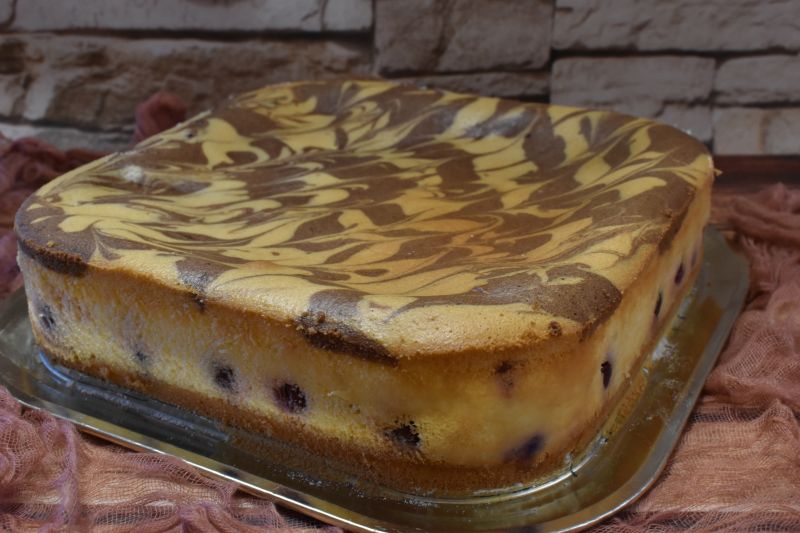 Sernik z pierzynką łaciatą Sernik z pierzynką łaciatą